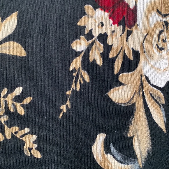 This is an elegant White House Black Market cardigan. - Picture 9 of 12